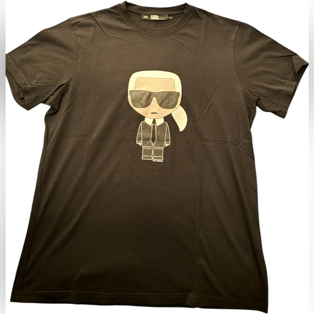 Great Karl Lagerfeld T-shirt size L with design